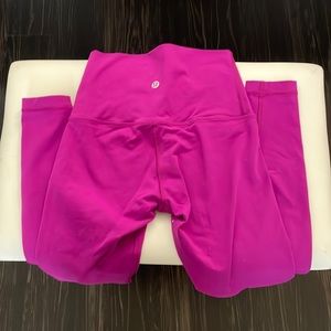 Lululemon wunder under 28”